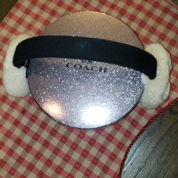 New Coach Penguin Shearling Leather Ear Muffs - Picture 2 of 12